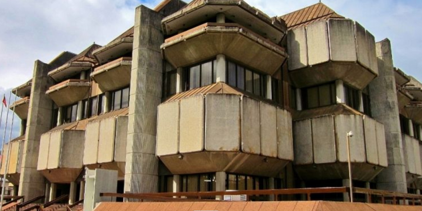 UPDATE-Home of  chief magistrate searched